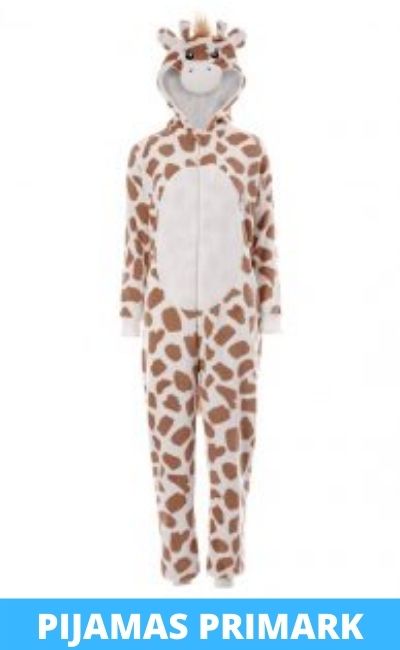 Pijama completo en Oferta de jirafa en Primark